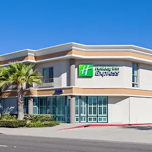 3* Resort Express Newport By Ihg